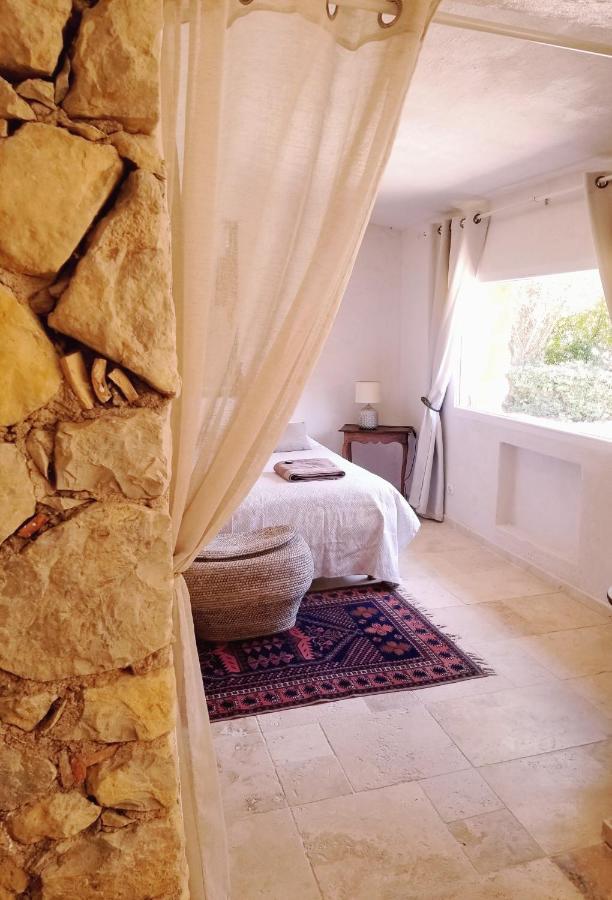 Des Escans Bed & Breakfast